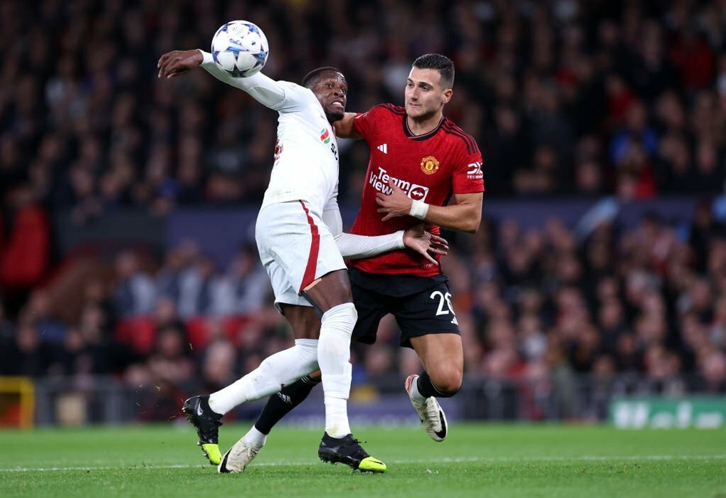 Hojlund tỏa sáng, Man Utd vẫn thua ngược Galatasaray - 2 Hojlund tỏa sáng, Man Utd vẫn thua ngược Galatasaray - 2