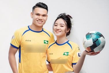 Vợ sắp cưới của hậu vệ Xuân Mạnh xinh đẹp không thua kém hot girl nào