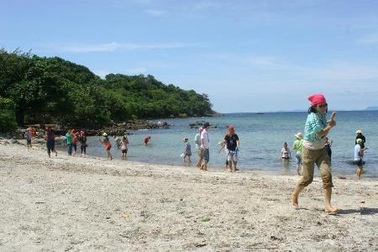 Nghỉ lễ 30/4 ra đảo Hải Tặc “hóa thân” thành... Rôbinsơn