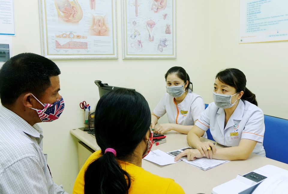 Hành trình 9 năm kiếm con đầy nước mắt của cặp vợ chồng người dân tộc Dao - 2 Hành trình 9 năm kiếm con đầy nước mắt của cặp vợ chồng người dân tộc Dao - 2