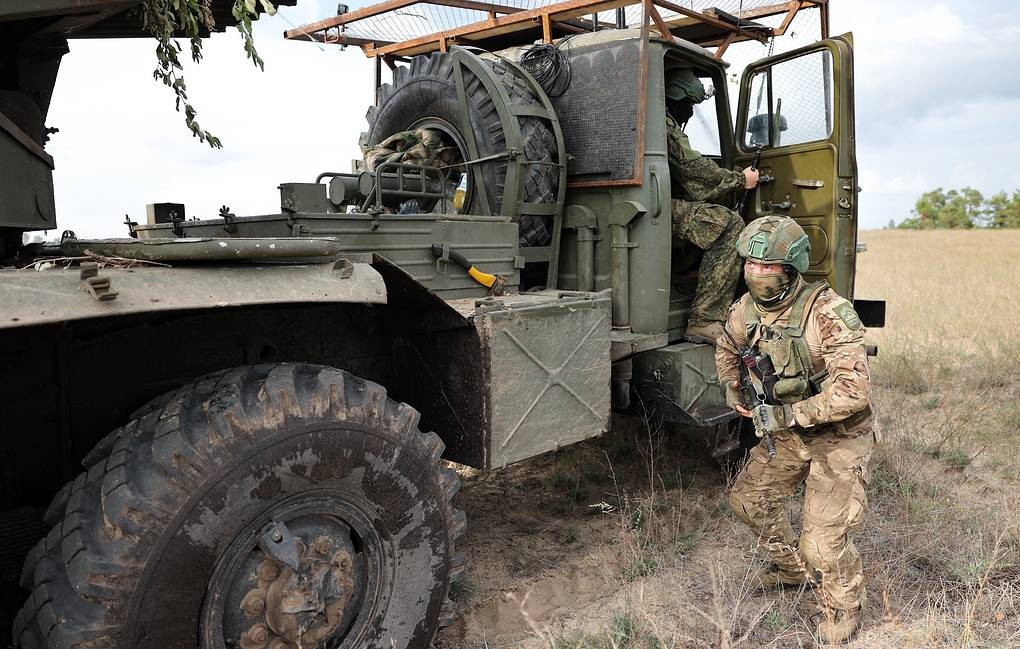 Nga bào mòn binh lực, buộc Ukraine rút quân khỏi trận địa Kursk - 1