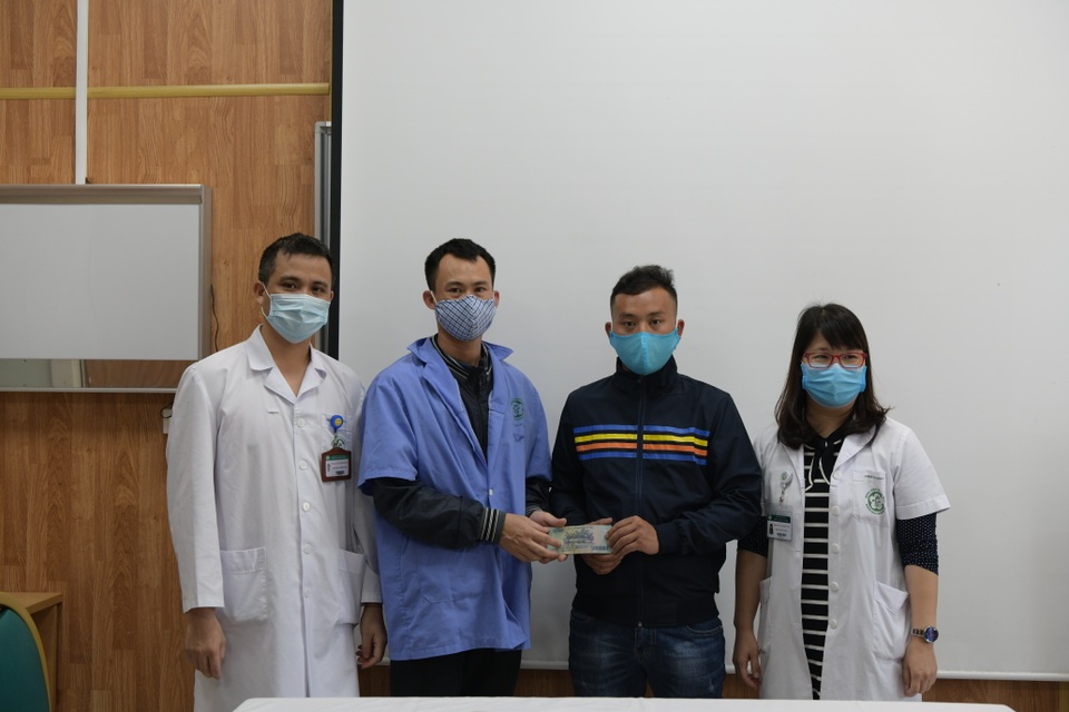 Gia đình 4 người tử vong ngộ độc nấm giúp bệnh nhân nghèo 400 triệu đồng - 4 Gia đình 4 người tử vong ngộ độc nấm giúp bệnh nhân nghèo 400 triệu đồng - 4