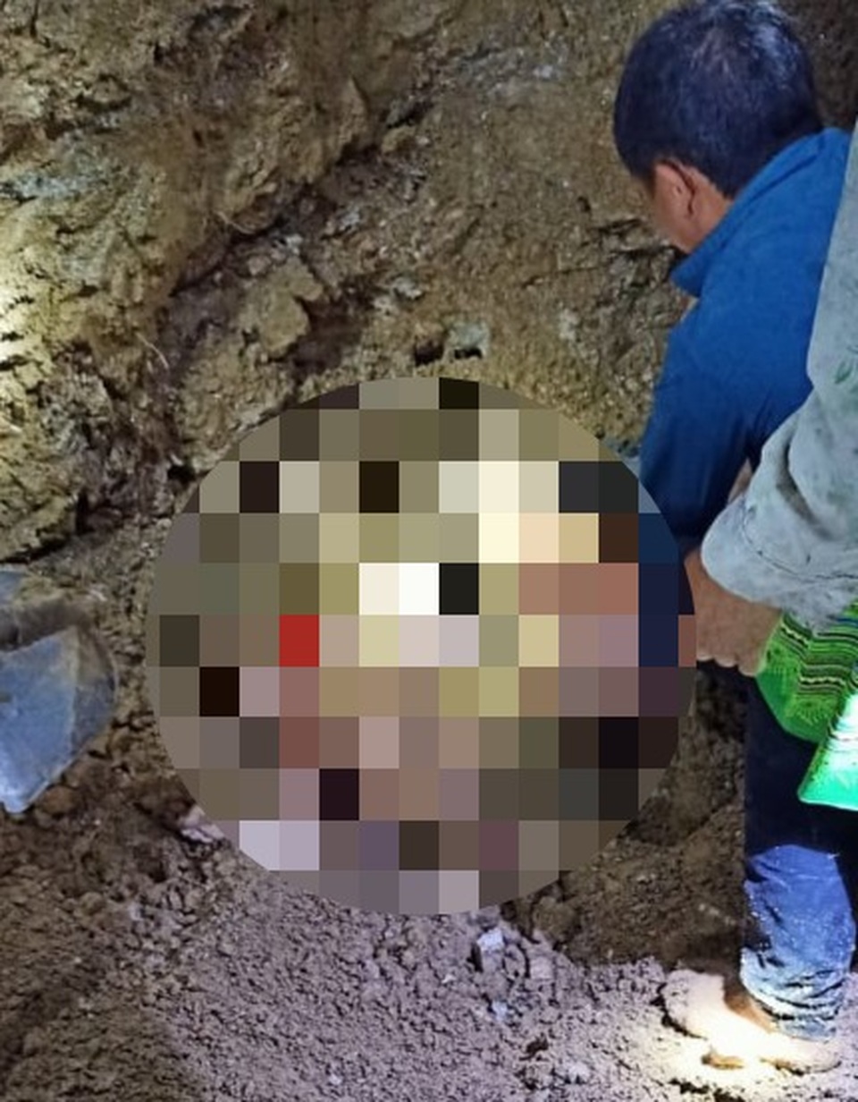 Hai anh em bị đất đá vùi lấp tử vong khi đang ngủ - 1 Hai anh em bị đất đá vùi lấp tử vong khi đang ngủ - 1