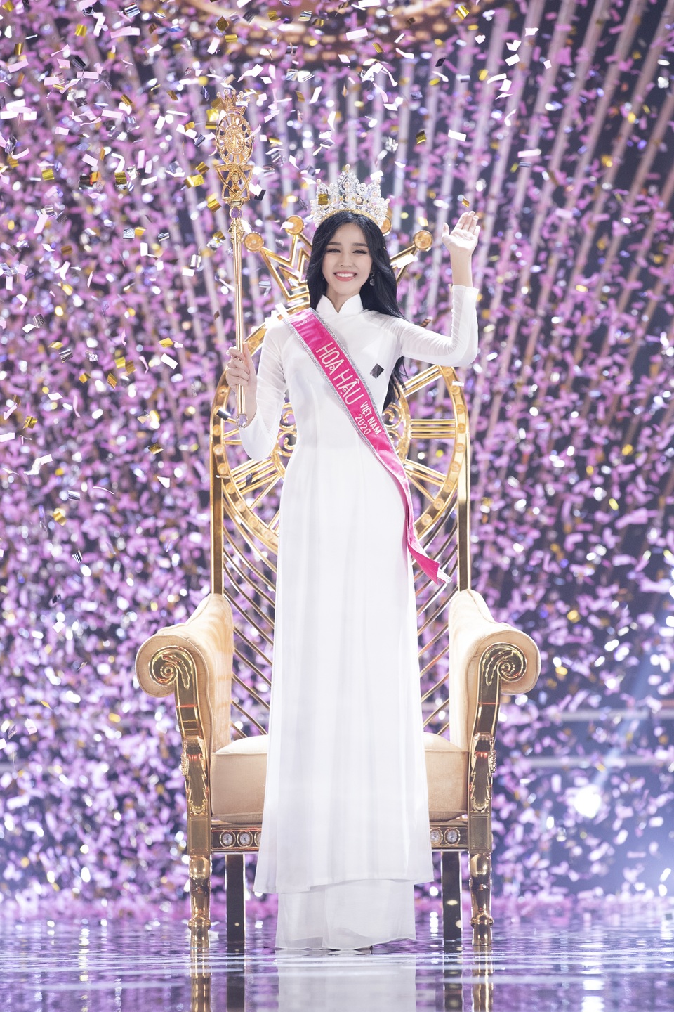 Hoa hậu Hà Kiều Anh: “Đối với tôi, Đỗ Thị Hà rất đẹp” - 2 Hoa hậu Hà Kiều Anh: “Đối với tôi, Đỗ Thị Hà rất đẹp” - 2