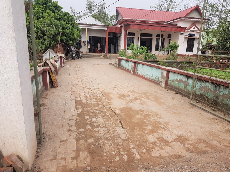 Công an làm rõ đối tượng đe dọa, cản trở nhóm phóng viên tác nghiệp - 3 Công an làm rõ đối tượng đe dọa, cản trở nhóm phóng viên tác nghiệp - 3