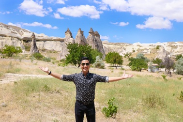 Thành phố 4 tầng dưới lòng đất và lâu đài bông Pamukkale kỳ thú ở Thổ Nhĩ Kỳ