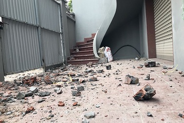 Ì ạch phá dỡ tầng biệt thự sai phép của gia đình cựu Thiếu tướng Nguyễn Thanh Hóa