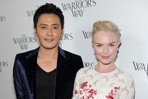 Kate Bosworth khoe làn da trắng mịn bên Jang Dong Gun
