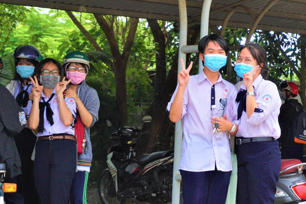 Thí sinh nói: Đề Khoa học Xã hội dễ thở, Khoa học tự nhiên nhiều câu khó - 6 Thí sinh nói: Đề Khoa học Xã hội dễ thở, Khoa học tự nhiên nhiều câu khó - 6
