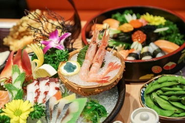Vu Lan mời cha mẹ đi ăn gì - ở đâu?