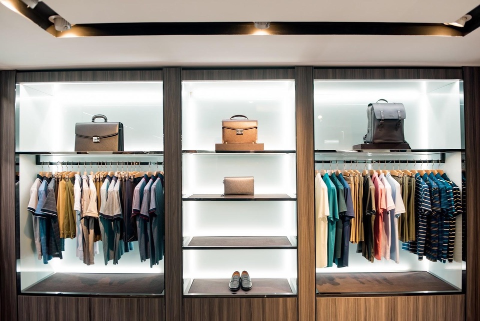 Giovanni - Viết nên khát vọng Việt vươn tầm năm châu - 4 Giovanni - Viết nên khát vọng Việt vươn tầm năm châu - 4