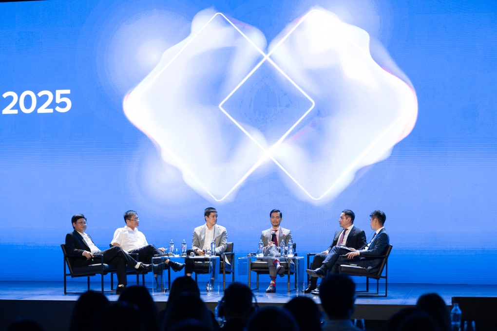 Techcombank Investment Conference 2025៖ ចក្ខុវិស័យសម្រាប់វៀតណាមថ្មី - ៥ Hội nghị đầu tư Techcombank 2025: Tầm nhìn cho một Việt Nam mới - 5