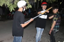 Khởi tố 10 bị can bắt giữ người trái pháp luật