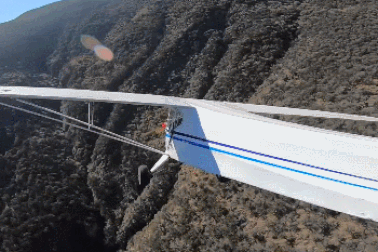 Youtuber bị ngồi tù vì cố tình gây tai nạn máy bay để quay video câu view