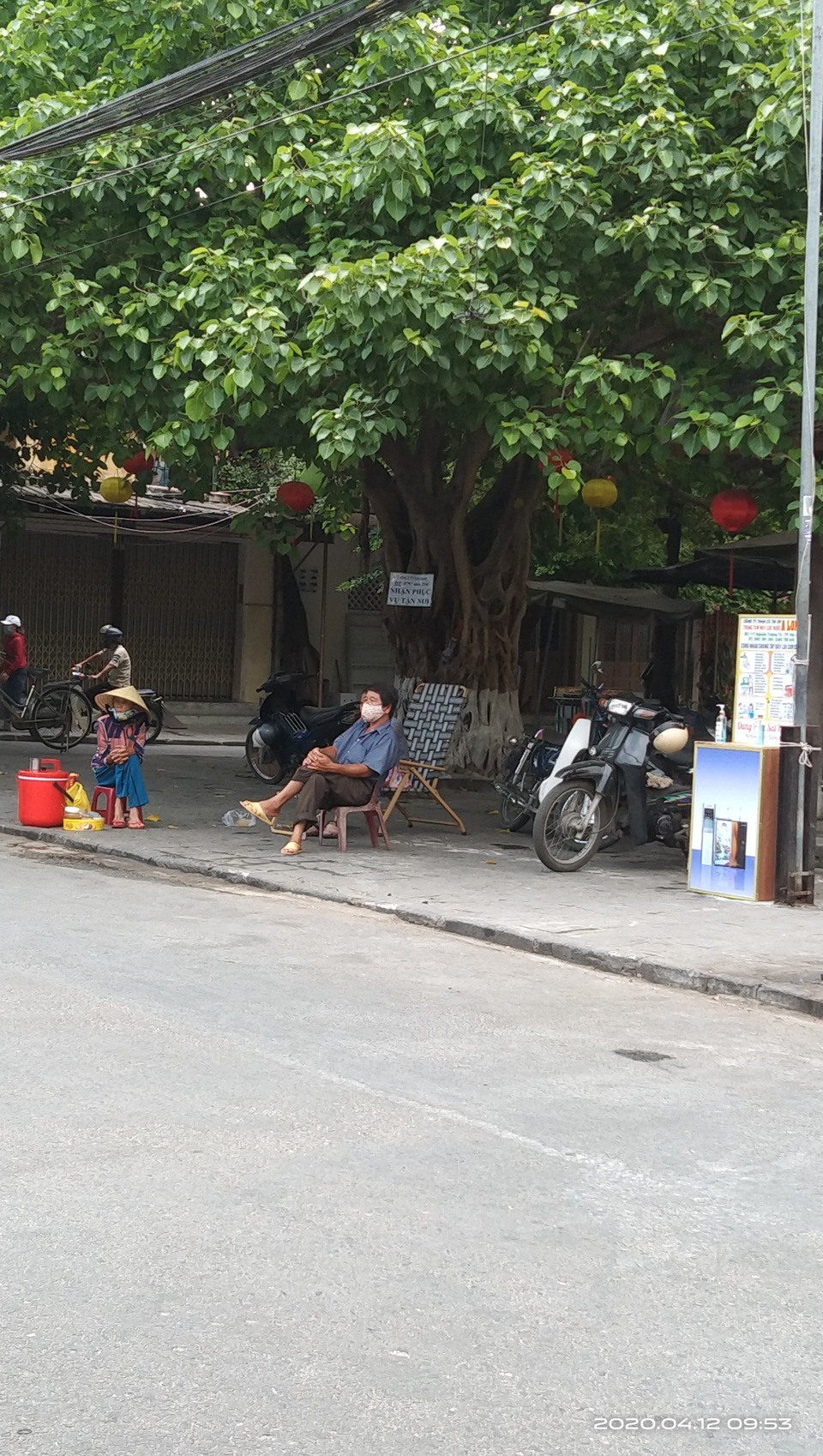 Lơi lỏng phòng chống dịch tại chợ Hội An - 8 Lơi lỏng phòng chống dịch tại chợ Hội An - 8