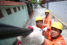 "EVN nhiều lần tăng giá điện nhưng vẫn báo lỗ hàng chục nghìn tỷ"