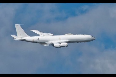 Máy bay "Ngày tận thế" E-6B Mercury của Mỹ