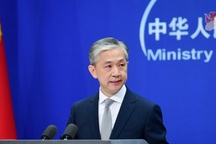 Trung Quốc cáo buộc Mỹ “đàn áp” sau lệnh cấm công ty sở hữu Tiktok, WeChat