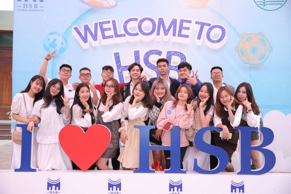 ĐH Quốc gia Hà Nội khai giảng 2 chương trình cử nhân đặc biệt - 2 ĐH Quốc gia Hà Nội khai giảng 2 chương trình cử nhân đặc biệt - 2