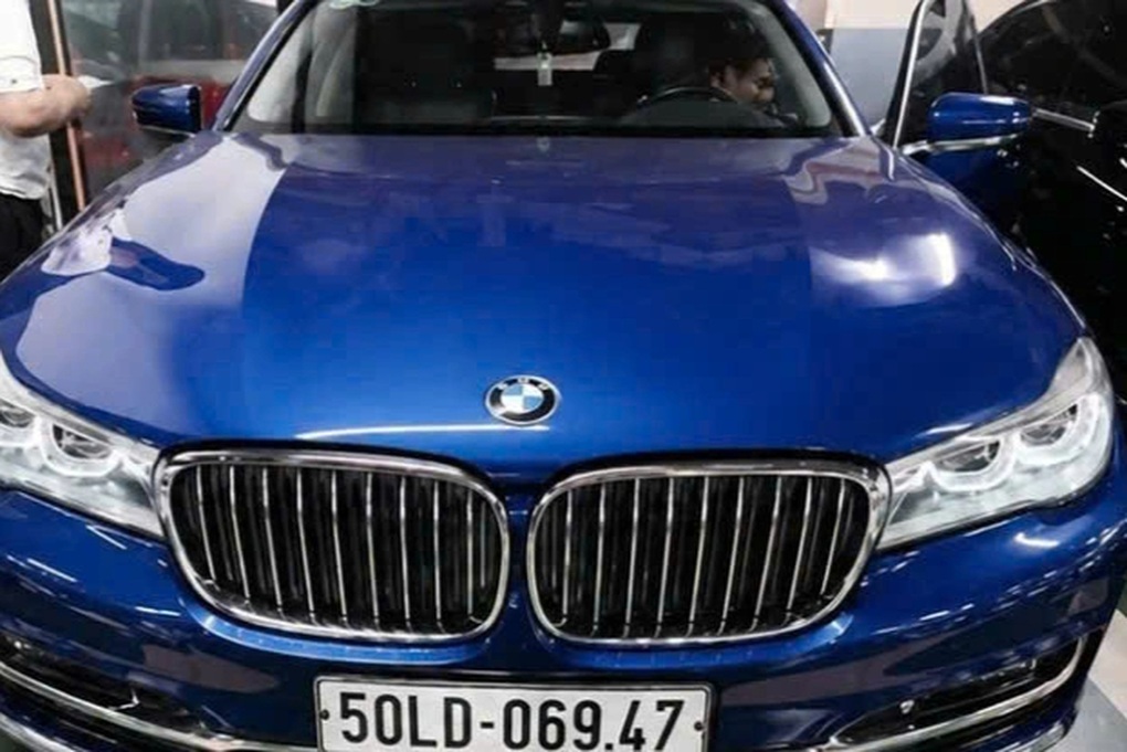 Xe BMW và Lexus của bà Trương Mỹ Lan được đấu giá lần thứ hai - 1
