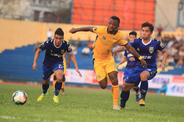 Thanh Hoá hoà Bình Dương trong trận mở màn V-League 2019