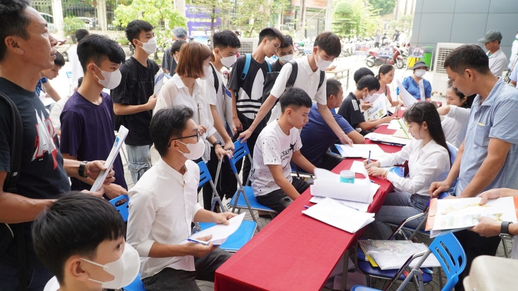 80% học sinh trường nghề muốn học văn hoá, nhiều trường than... khó - 2 80% học sinh trường nghề muốn học văn hoá, nhiều trường than... khó - 2