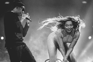 Beyonce Knowles bị chỉ trích vì quá gợi cảm 