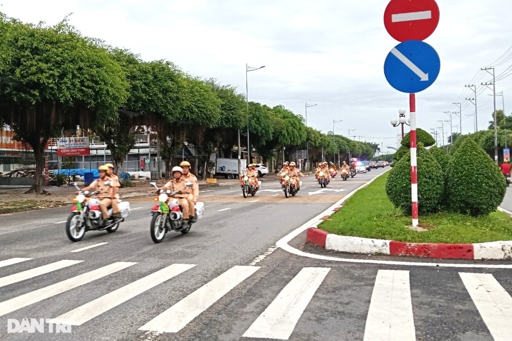 Công an Bạc Liêu: Đánh trúng, đúng, trấn áp tội phạm dịp Tết Nguyên đán - 2 Công an Bạc Liêu: Đánh trúng, đúng, trấn áp tội phạm dịp Tết Nguyên đán - 2