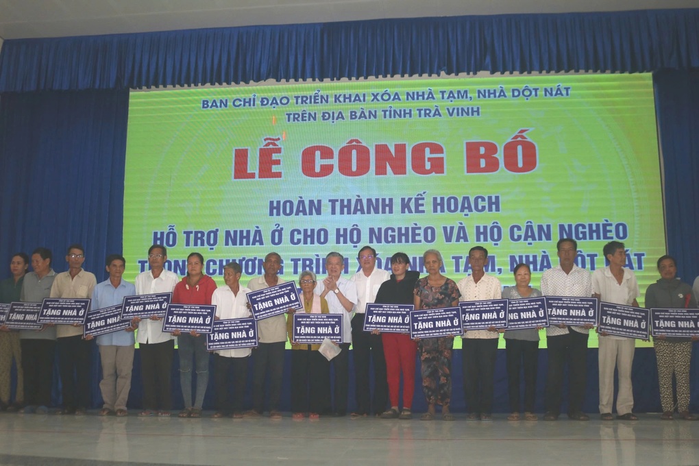 Trà Vinh hoàn thành chương trình xóa nhà tạm, nhà dột nát - 2 Trà Vinh hoàn thành chương trình xóa nhà tạm, nhà dột nát - 2