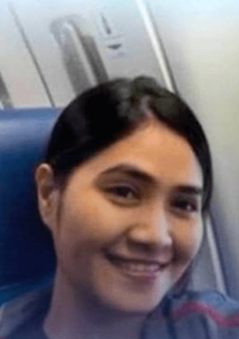 Người phụ nữ gõ cửa từng nhà cứu 4 người, không kịp thoát khi cháy chung cư - 2 Người phụ nữ gõ cửa từng nhà cứu 4 người, không kịp thoát khi cháy chung cư - 2