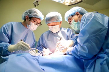 Phẫu thuật 3 trong 1 giúp người phụ nữ tái tạo vòng một sau ung thư vú