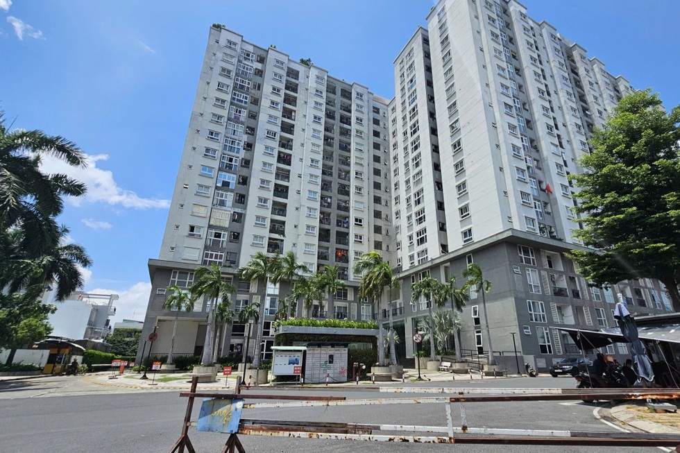Cư dân phản ánh chung cư ở TPHCM không nhận giữ ô tô điện - 1 Cư dân phản ánh chung cư ở TPHCM không nhận giữ ô tô điện - 1