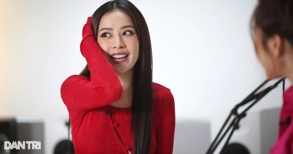 Chi Pu: Vai người thứ 3 trên phim không có liên hệ gì với tôi ngoài đời - 2 Chi Pu: Vai người thứ 3 trên phim không có liên hệ gì với tôi ngoài đời - 2