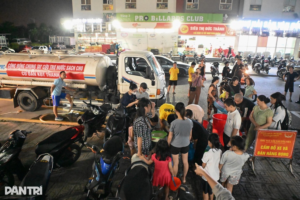 Dân chung cư Hà Nội loay hoay trong khủng hoảng nước và lòng tốt cộng đồng - 9