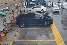 Trung Quốc: Xe điện Zeekr 7X bốc cháy ở trạm sạc, nghi do va chạm trước đó