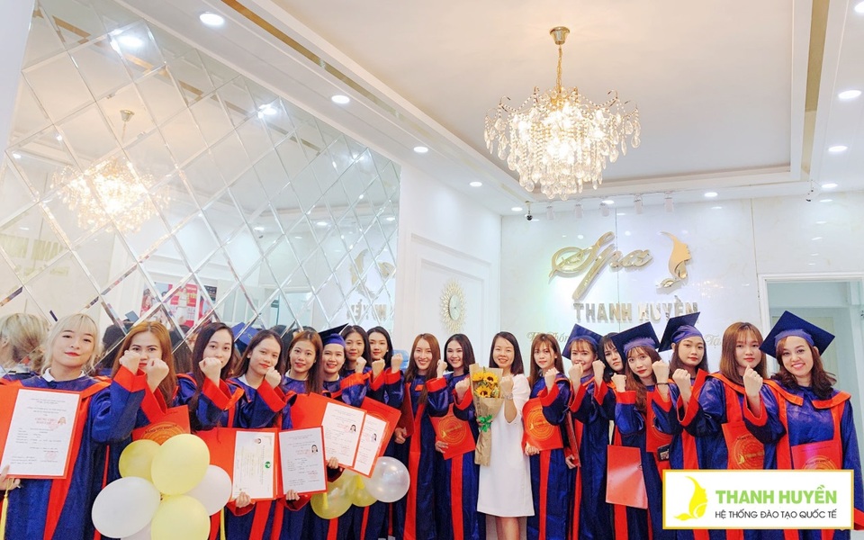 Học Viện Spa Thanh Huyền đầu tư sở hữu công nghệ cân bằng sắc tố từ Đức - 5 Học Viện Spa Thanh Huyền đầu tư sở hữu công nghệ cân bằng sắc tố từ Đức - 5