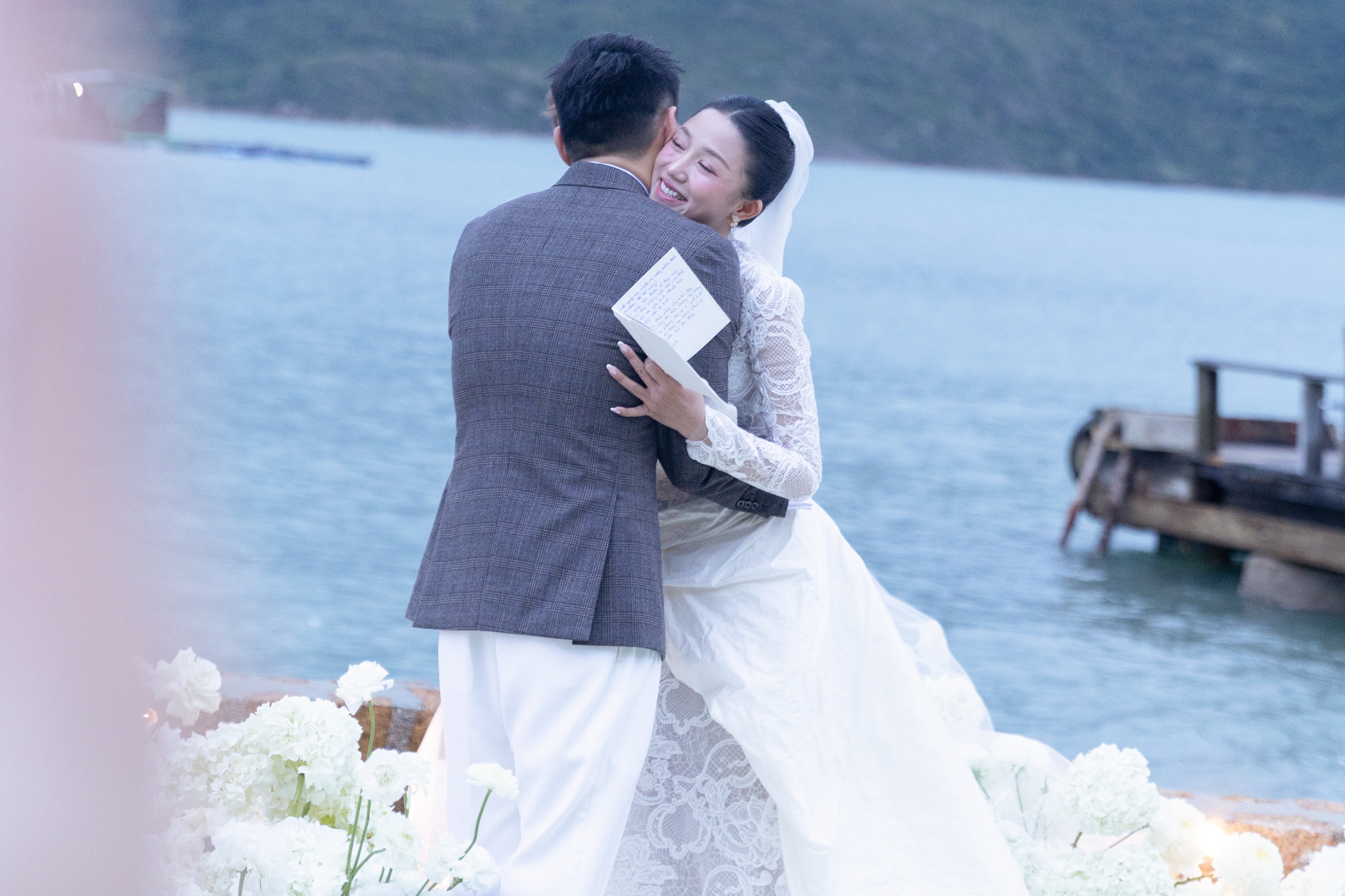 Lễ cưới Salim: Bé Pam đội nhẫn cho cha mẹ, Đức Phúc bất ngờ xuất hiện - 7 Lễ cưới Salim: Bé Pam đội nhẫn cho cha mẹ, Đức Phúc bất ngờ xuất hiện - 7