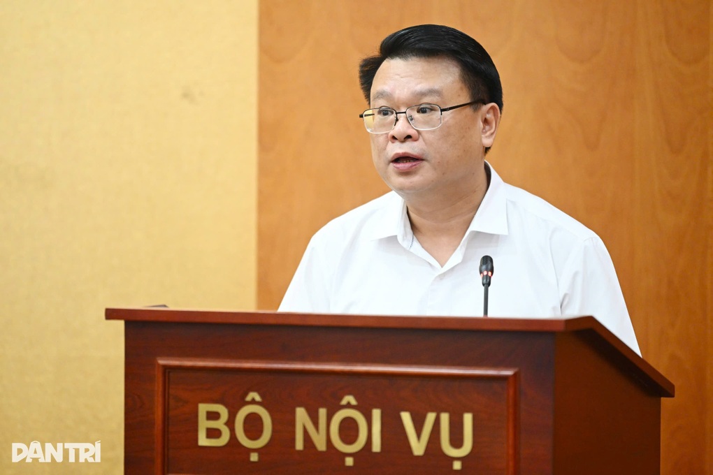 Thiết kế hệ thống tiền lương, phụ cấp với công chức để trình Bộ Chính trị - 2 Thiết kế hệ thống tiền lương, phụ cấp với công chức để trình Bộ Chính trị - 2