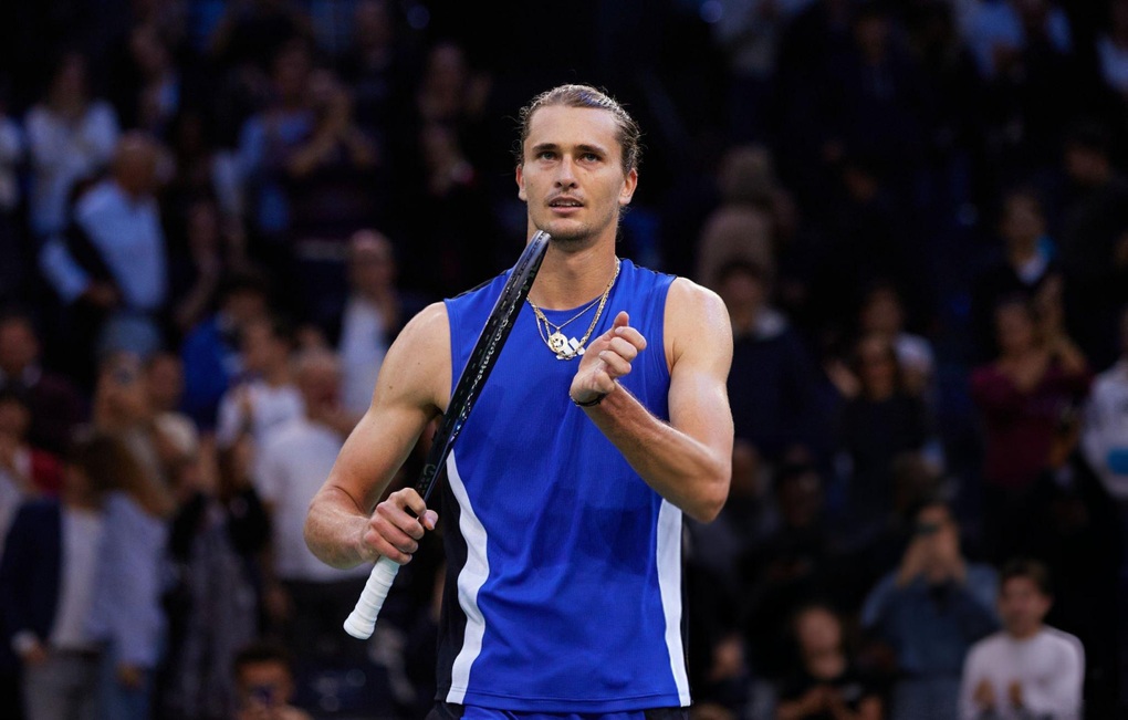 Zverev và ngựa ô Humbert vào chung kết Paris Masters - 1 Zverev và ngựa ô Humbert vào chung kết Paris Masters - 1