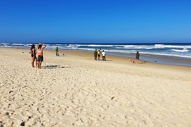 Tìm thấy thi thể du khách người Anh mất tích khi tắm biển ở Quảng Nam