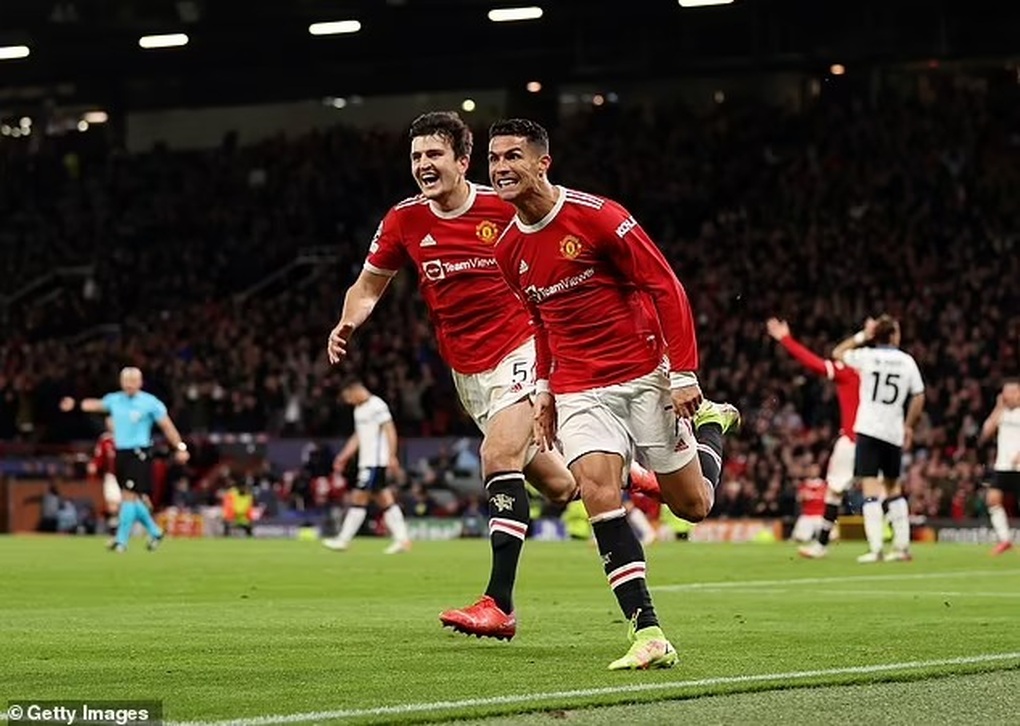 Harry Maguire bất ngờ lên tiếng bênh vực Ronaldo - 1 Harry Maguire bất ngờ lên tiếng bênh vực Ronaldo - 1