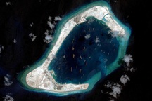 Trung Quốc xua máy bay quan sát của BBC ở Biển Đông