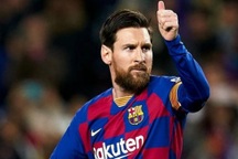 Lionel Messi: "Sao chẳng ai đề nghị tôi đá không lương cho Barcelona?"