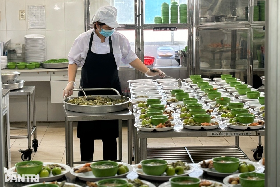 Thêm 40 người cho địa bàn lớn gấp 3, Giám đốc Sở ở TPHCM nói “điều sợ nhất” - 2 Thêm 40 người cho địa bàn lớn gấp 3, Giám đốc Sở ở TPHCM nói “điều sợ nhất” - 2