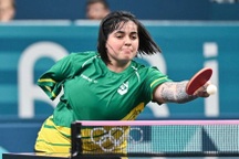 Đánh bóng bàn bằng một tay, VĐV khuyết tật ghi dấu ấn lịch sử ở Olympic