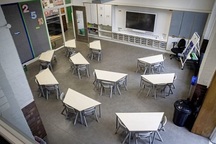 Anh: Học sinh nghèo chịu ảnh hưởng kép trong giáo dục vì đại dịch