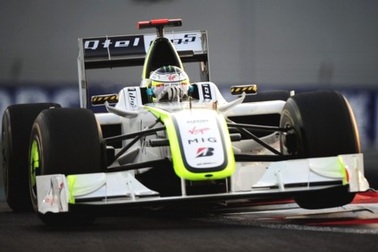 Brawn GP bị bán cho Mercedes, Button về McLaren