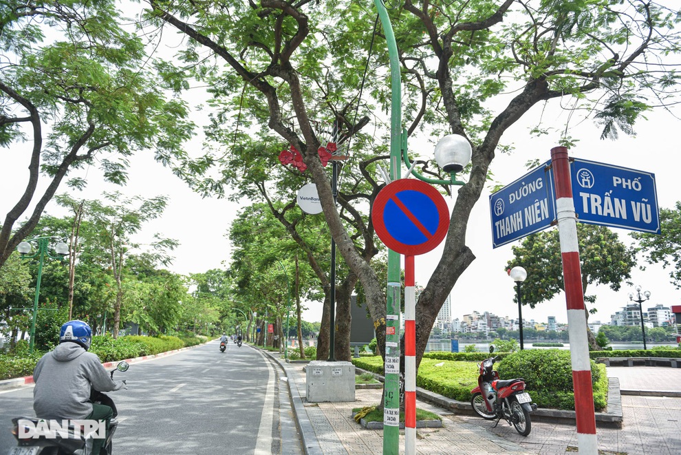 Những con đường giúp giải nhiệt giữa ngày nắng nóng ở Hà Nội - 4 Những con đường giúp giải nhiệt giữa ngày nắng nóng ở Hà Nội - 4