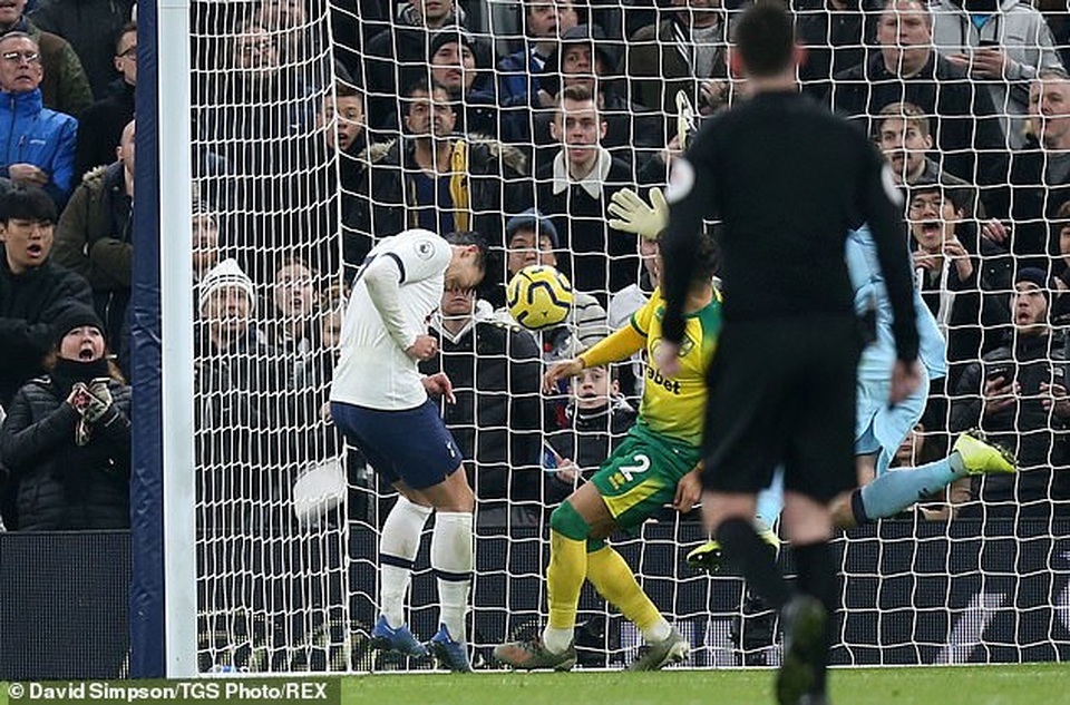 Son Heung Min tỏa sáng, Tottenham giành 3 điểm và áp sát Man Utd - 9 Son Heung Min tỏa sáng, Tottenham giành 3 điểm và áp sát Man Utd - 9