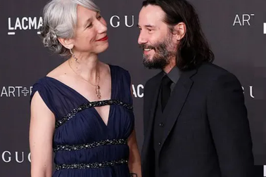 "Sao" phim Ma trận dự sự kiện cùng bạn gái "tin đồn"